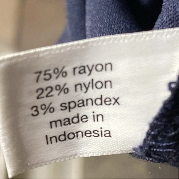 Lane Bryant NWT stretch navy blue midrise 4 season trouser pants size 18 - Picture 10 of 11